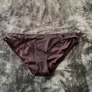 Size M Black Bikini Bottoms
